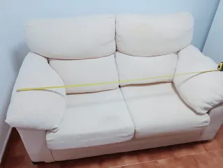 Sofá de 2 plazas beige