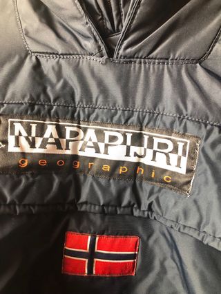 Giacca blu scuro con cappuccio