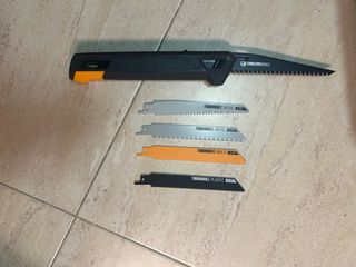 Sierra Plegable Toughbuilt + recambios