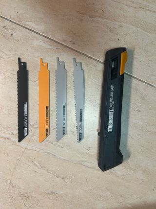 Sierra Plegable Toughbuilt + recambios