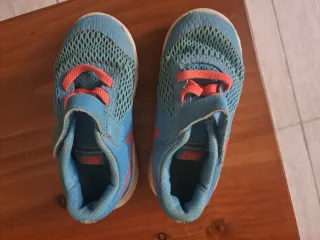 3 pares Deportivas niña Pablosky y Nike talla 24