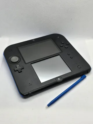 Nintendo 2DS Mario Kart 7