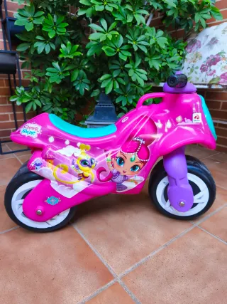 correpasillos Shimmer & Shine