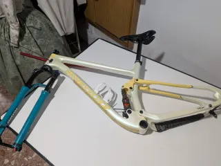 Cuadro carbono doble suspensión 29 T-M