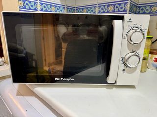 Microondas Orbegozo Blanco