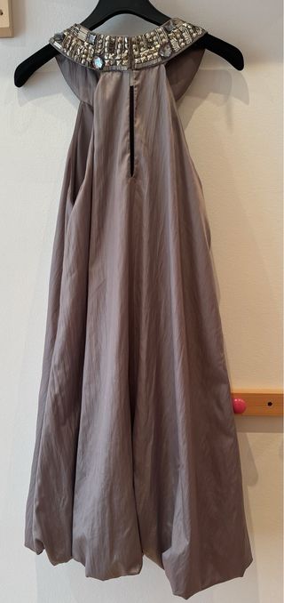 Vestido fiesta beige y plateado