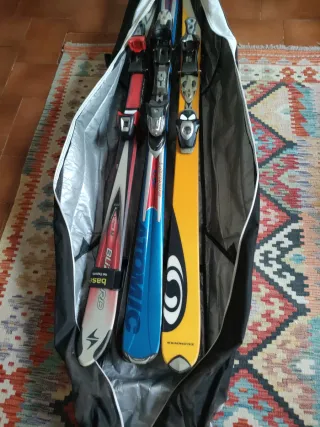 Esquís y Bolsa Salomon más  bastones