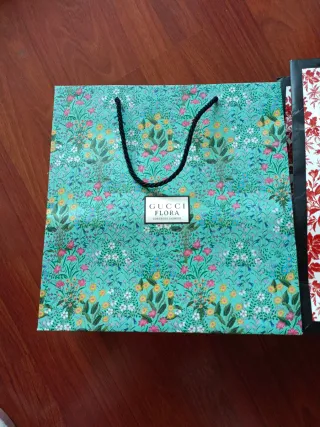 Bolsas Gucci Flora y Bloom Mujer