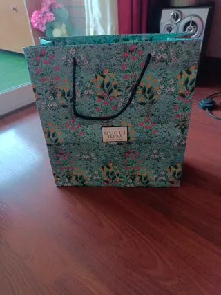 Bolsas Gucci Flora y Bloom Mujer