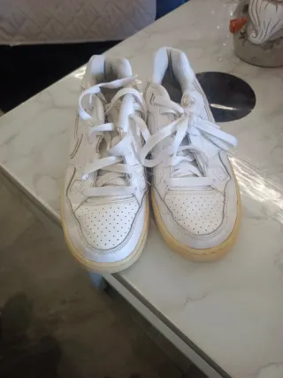 Sneakers Nike bianche per bambini