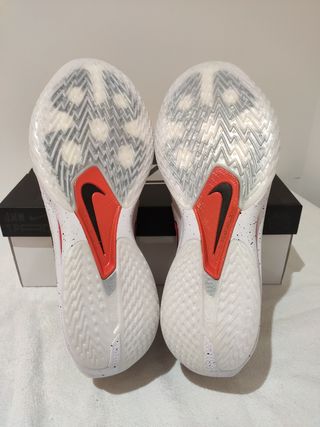 T47,5 Zapatillas Nike G.T. Cut 3 Turbo