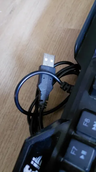 Tastiera da gioco retroilluminata multicolore