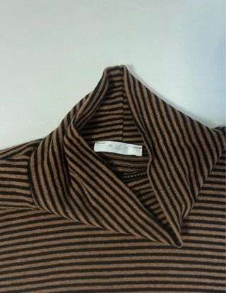 Jersey rayas cuello alto