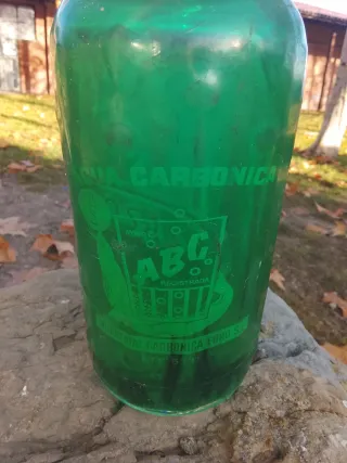 Sifón de vidrio verde