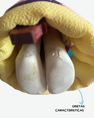 Bambola giapponese in porcellana