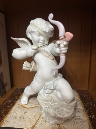 Figura Ángel Cupido con Arco y Flecha de Lladró