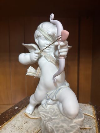 Figura Ángel Cupido con Arco y Flecha de Lladró