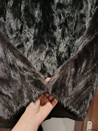 Bomber de pelo negro