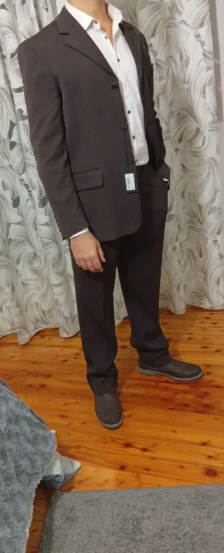 Completo Uomo Billion Marrone Mai Usato