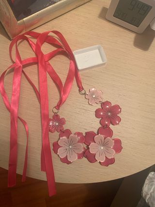 Collana fiori rosa e rossi