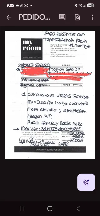 Habitación juvenil litera y escritorio