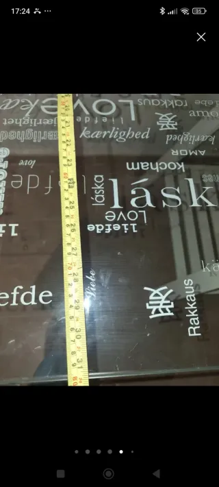 Escritorio moderno con dos caballetes