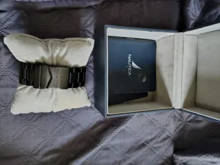 Orologio Nautica Uomo A42506 Nero come nuovo