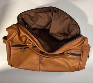 Maleta de viaje vintage con ruedas Cottier de piel