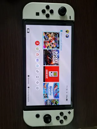 Nintendo Switch OLED Bianca