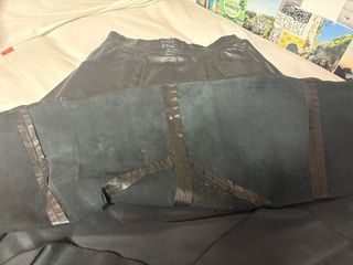 Falda vintage cuero negra