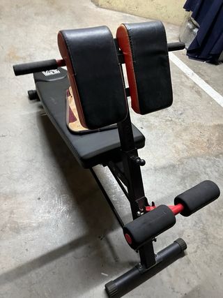 Banco de abdominales y gimnasia