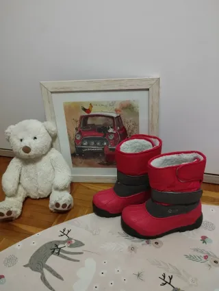 Botas descanso nieve niña de Neak Peak como Nueva.