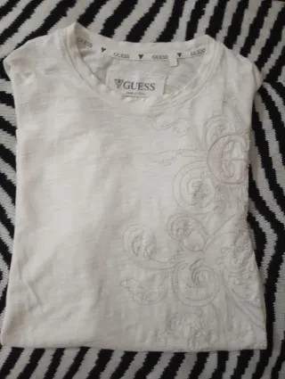 Camiseta Guess Blanca Talla XL