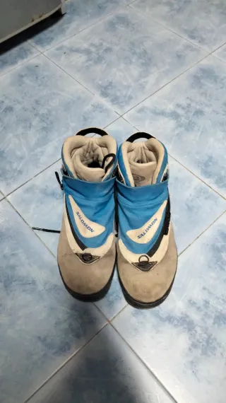 Botas de monte Salomon Talla 40