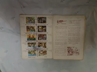 Álbum de cromos A través de África