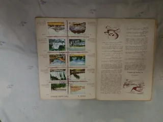 Álbum de cromos A través de África