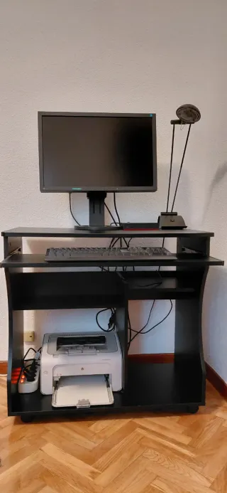 Mesa ordenador (Urge vta.)