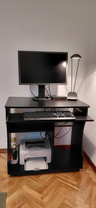 Mesa ordenador (Urge vta.)