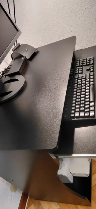 Mesa ordenador (Urge vta.)