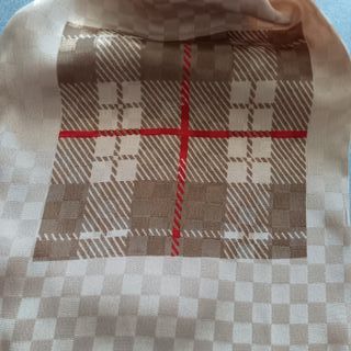 Sciarpa elegante pelliccia e raso