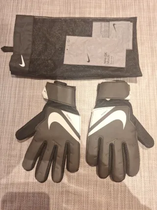Guantes de portero Nike Match