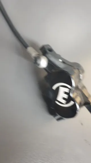 Freno Magura MT5 4 pistones