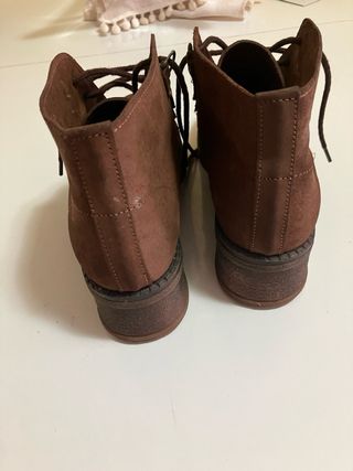 Botines piel vuelta marrones