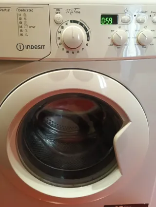 Lavadora Indesit EWD 91283 (9Kg) A+++