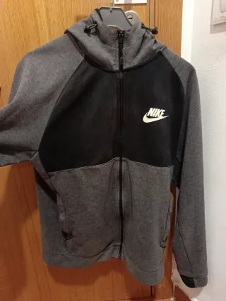 Sudadera Nike Gris y Negra Original