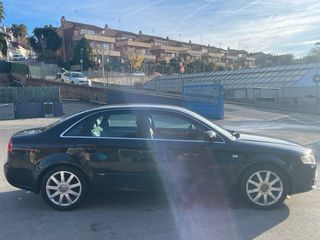 Audi A4 2.0 TDI SLine