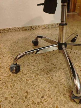 Silla Ergonómica Gaming Negra