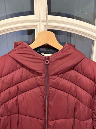 Chaqueta Jack & Jones granate con Capucha talla M