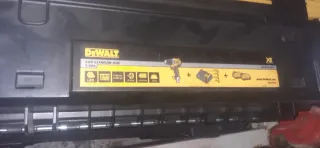 Maletín DeWalt vacío