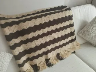 Manta lana artesanal beige y marrón